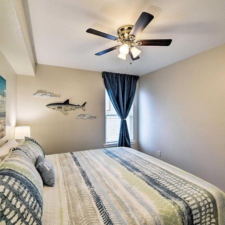 Corpus Christi Condo With Pool Access, Walk To Beach 외부 사진