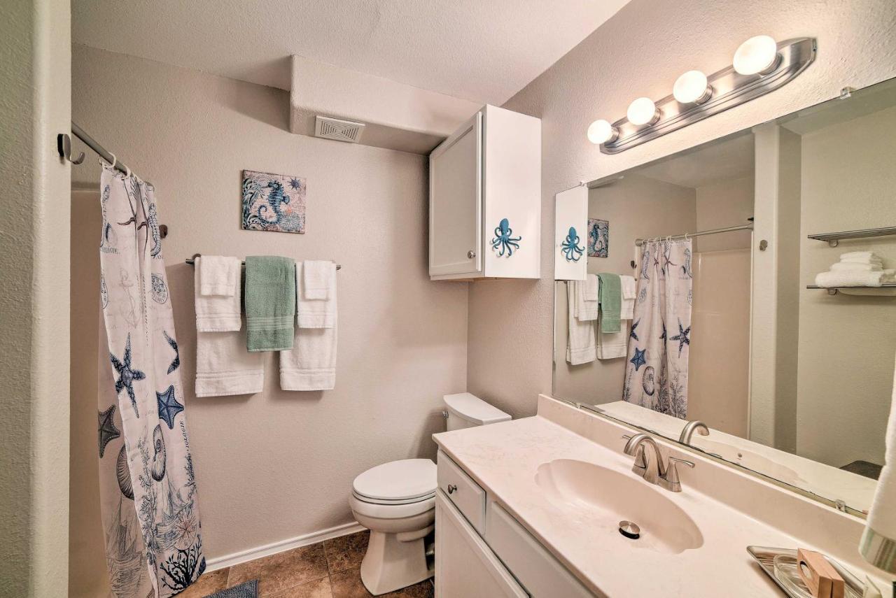 Corpus Christi Condo With Pool Access, Walk To Beach 외부 사진